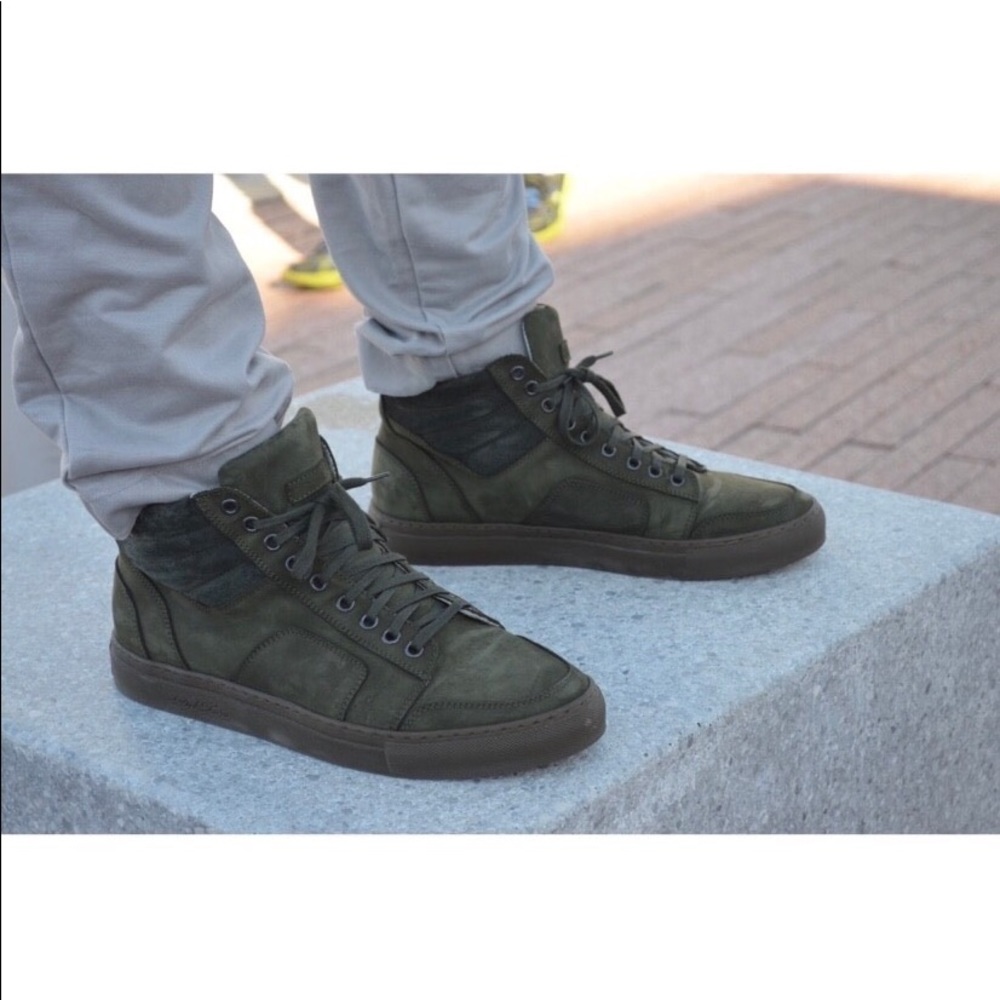 Del Toro Sneakers